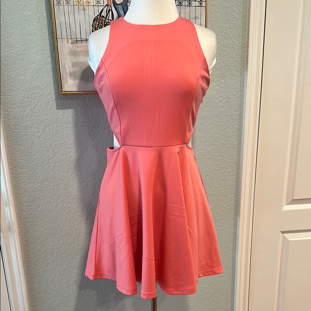 Belongsci Sz Medium Halter Fit and Flare Mini Dress • NWT!